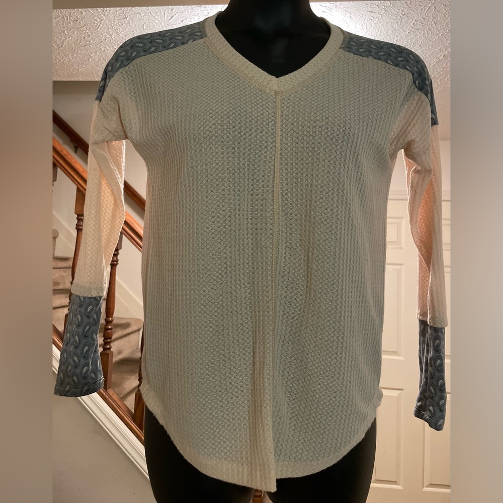 7th Ray Brand Waffle Knit Long Sleeved Top - Boutique Size Medium